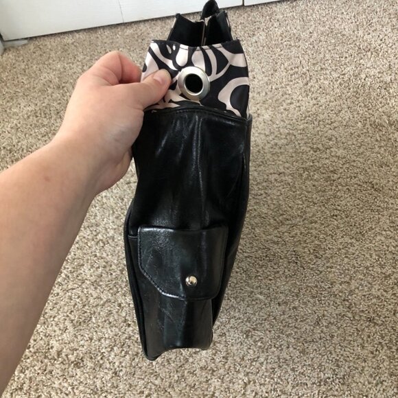 Miche Vanessa Black/White Floral Print Magnetic Close Purse Shell - Picture 7 of 9